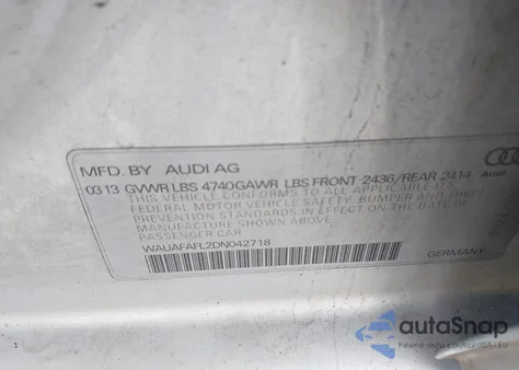 2013 Audi A4 2.0T Premium из США, поврежденный, VIN WAUAFAFL2DN042718